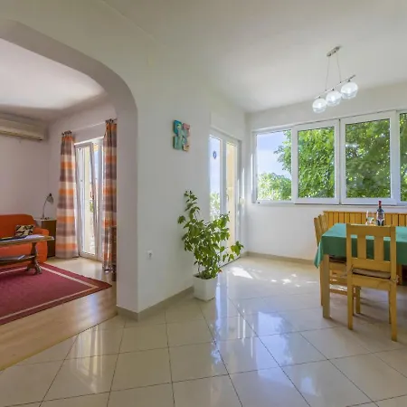 Apartment Marie *