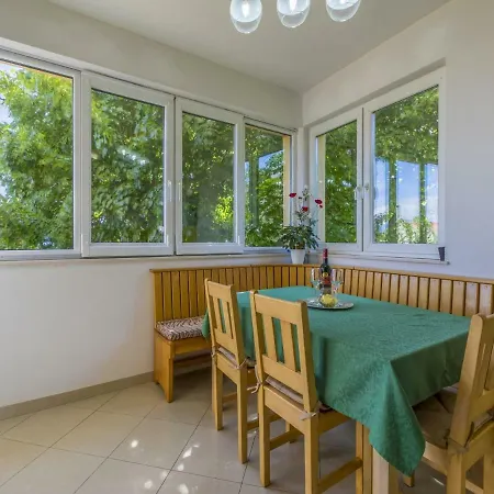 Apartment Marie Novi Vinodolski